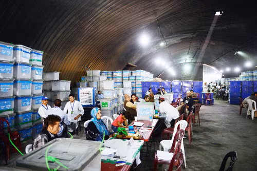 Bầu cử Afghanistan: Ứng viên A.Ghani rút quan sát viên ảnh 1