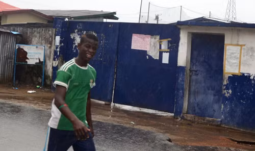 Liberia ban bố lệnh giới nghiêm vì Ebola ảnh 1