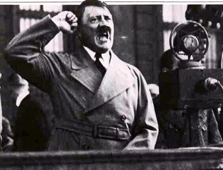 Sức mê hoặc huyền bí của Adolf Hitler - Kỳ 2: Bóng ma và người thật ảnh 1