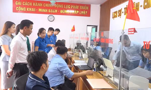 Phú Thọ cắt giảm thủ tục hành chính phục vụ người dân và doanh nghiệp