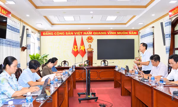 Điện lực miền Nam: Chủ động đối thoại, giải quyết kiến nghị của cử tri
