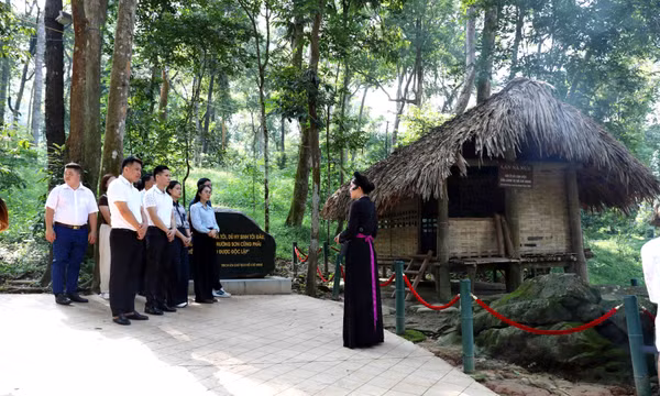 Hiện thực hóa khát vọng đưa du lịch trở thành ngành kinh tế mũi nhọn
