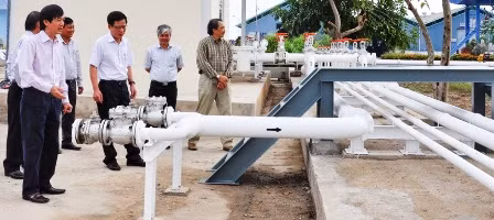 Kiểm tra bán xăng E5 tại Petrolimex Sài Gòn ảnh 2