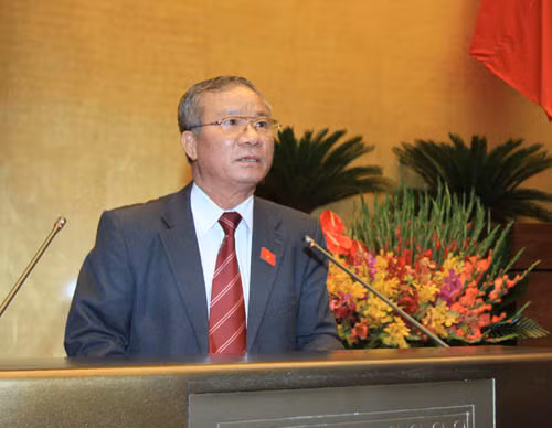 Thông qua luật sửa đổi, bổ sung Luật sĩ quan QĐND và Luật CAND ảnh 2