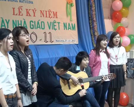 Kỷ niệm 20/11 tại trường đại học danh tiếng ở Moskva ảnh 1