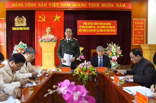 Đại tướng Trần Đại Quang làm việc tại tỉnh Yên Bái ảnh 1