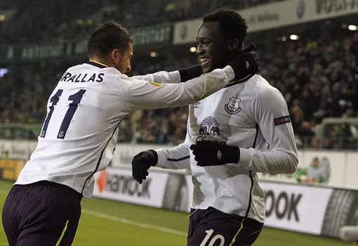 Tottenham và Everton lọt vào vòng Knock-out Europa League ảnh 1