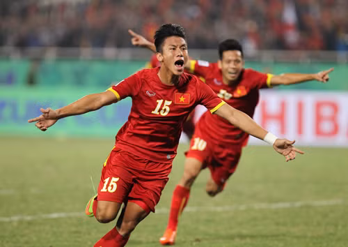 Tuyển Việt Nam tụt 2 bậc trên bảng xếp hạng FIFA tháng 11 ảnh 1