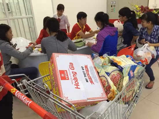 9 siêu thị và cửa hàng tiện ích Vinmart khai trương tại Hà Nội ảnh 9