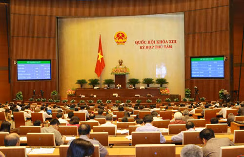 Thông qua luật sửa đổi, bổ sung Luật sĩ quan QĐND và Luật CAND ảnh 1