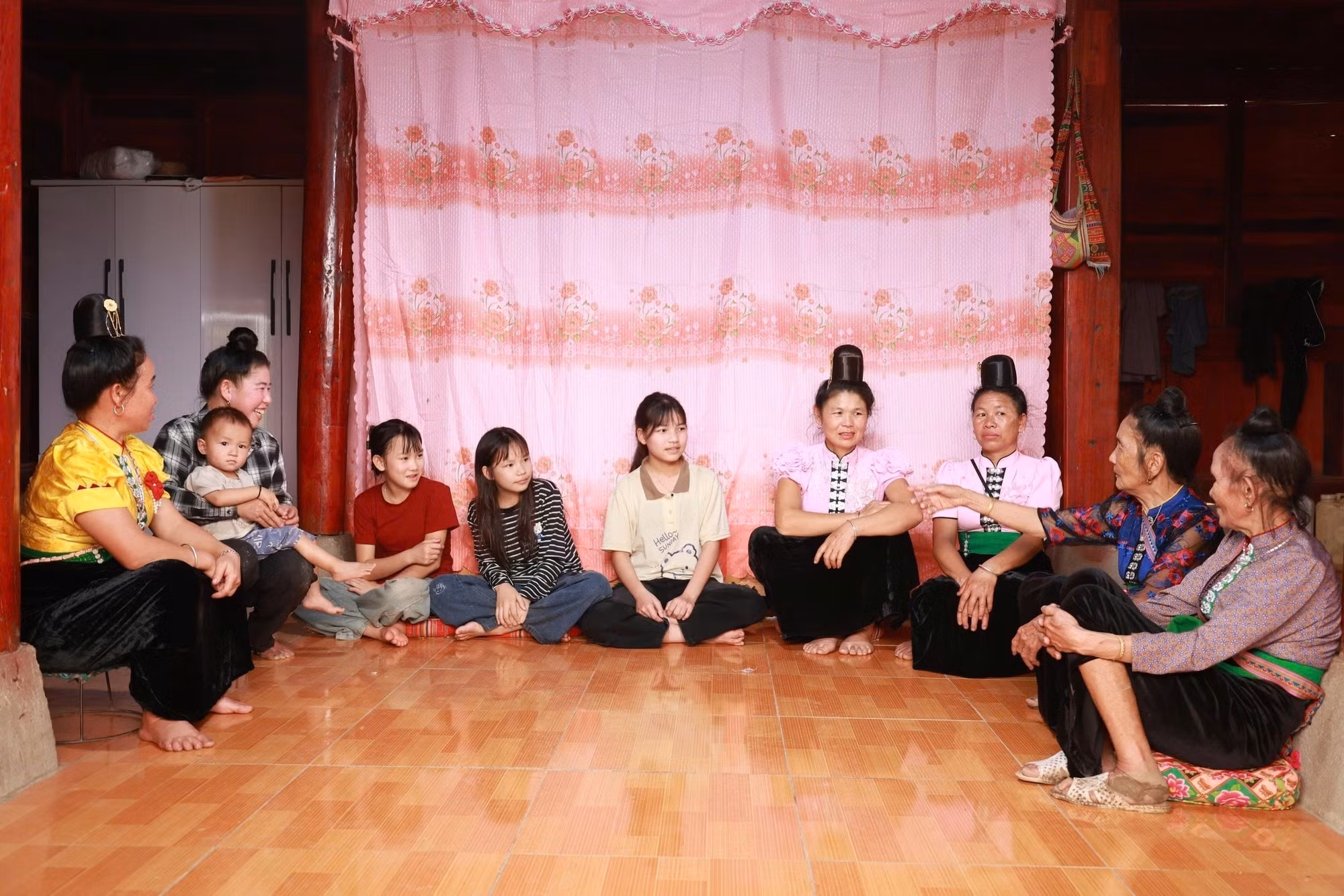 tuyentruyen.jpg