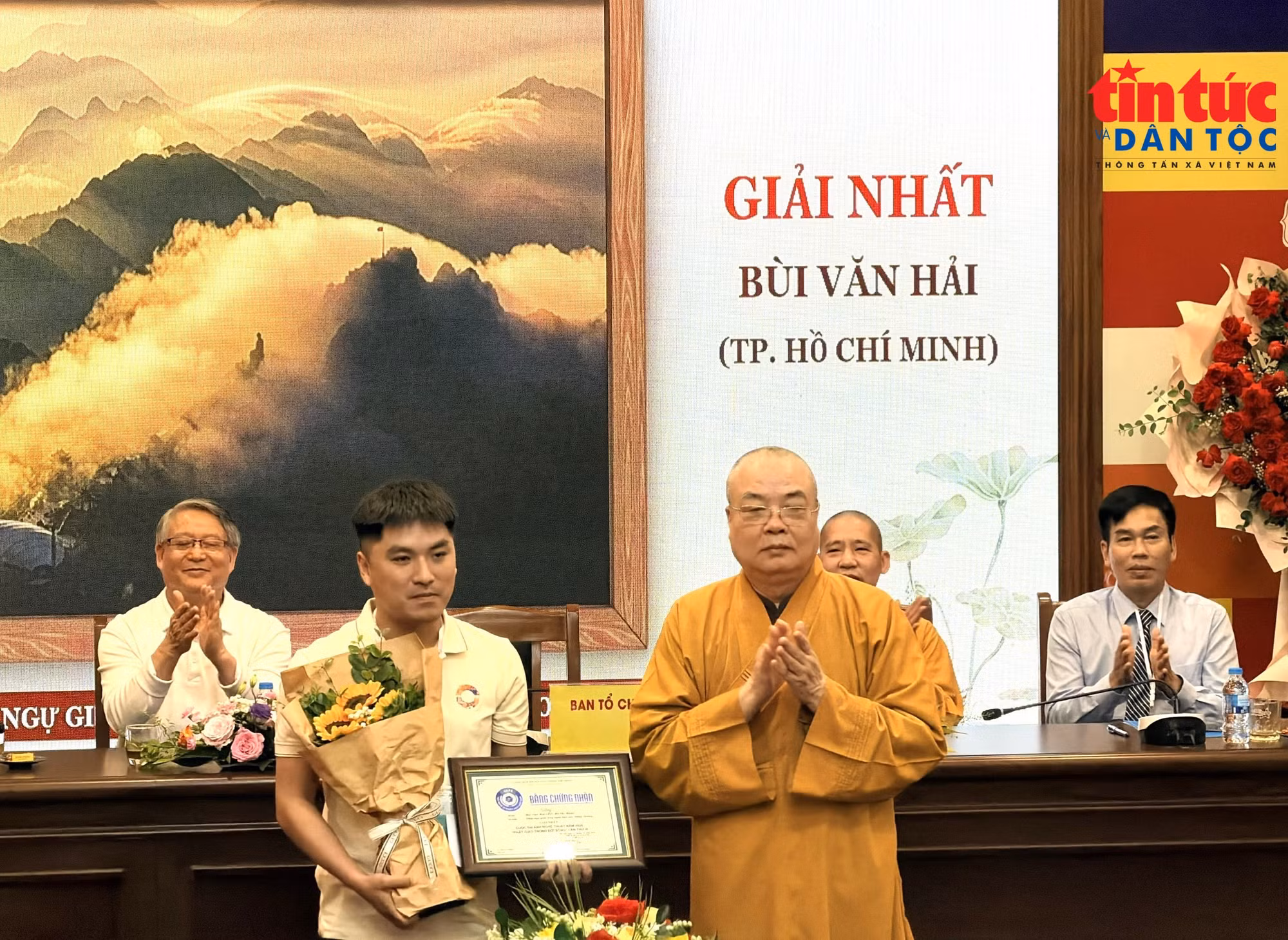 giainhat-6005.jpg