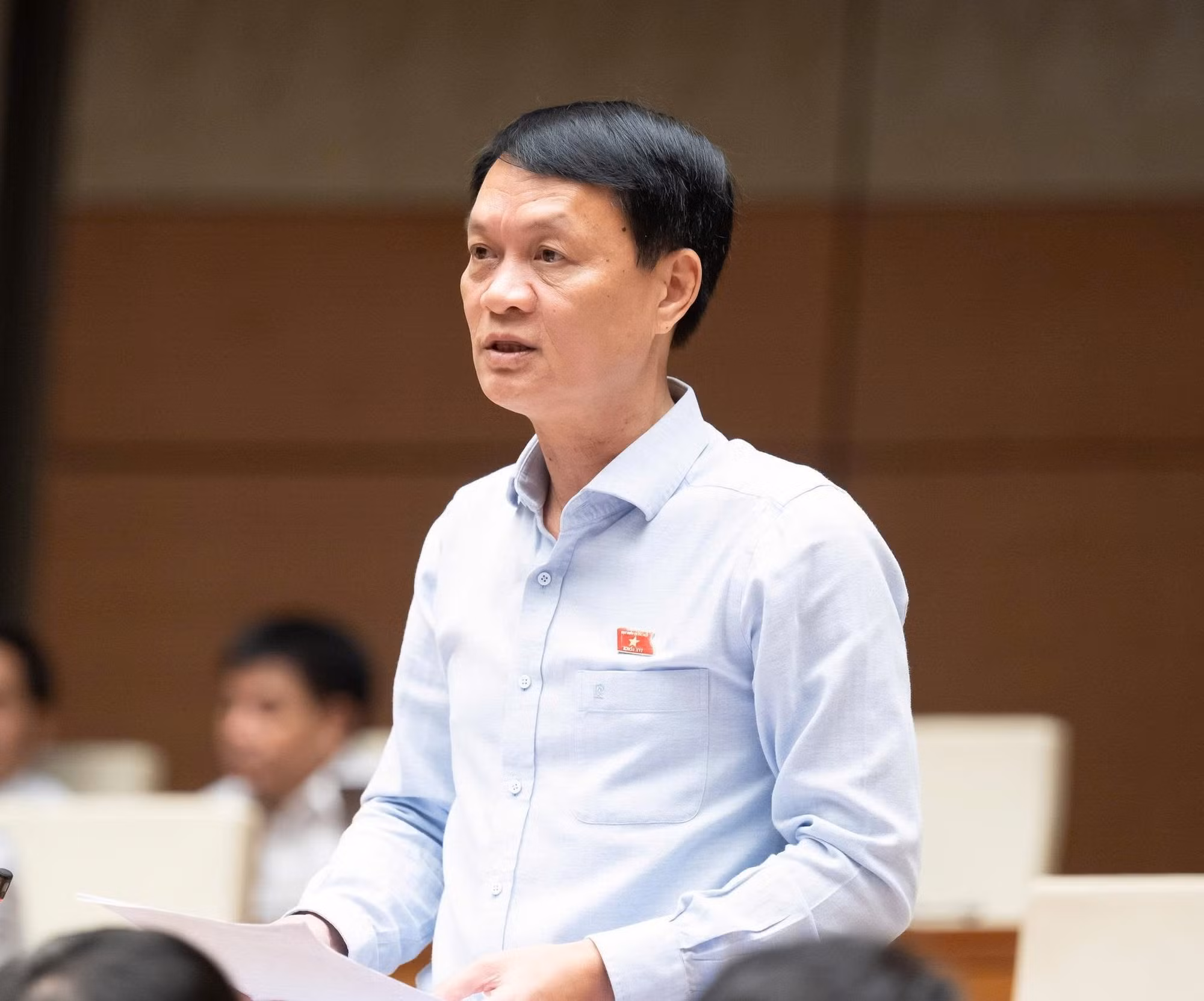 ahung.jpg