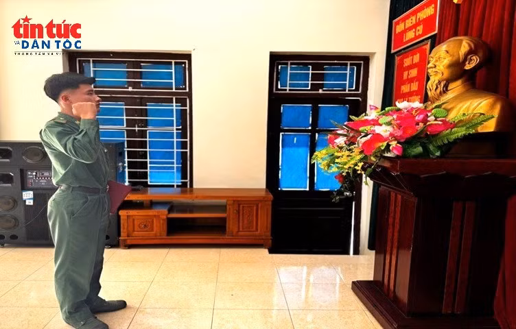 tuyenthe-3748.jpg