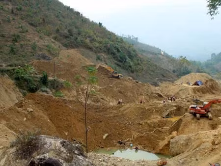 Sơn La: Báo động nạn khai thác vàng sa khoáng trái phép tại Pi Toong ảnh 2