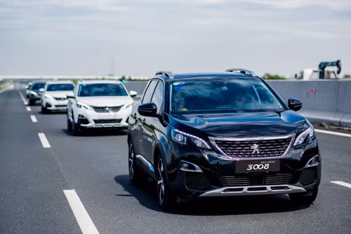 Tăng thời hạn bảo hành chính hãng 5 năm cho bộ đôi Peugeot 5008, 3008 AllNew ảnh 1