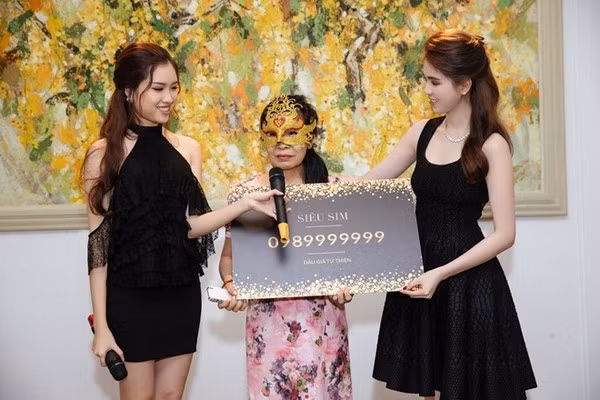 'Siêu' SIM điện thoại đắt nhất Việt Nam có giá 23 tỷ đồng ảnh 1