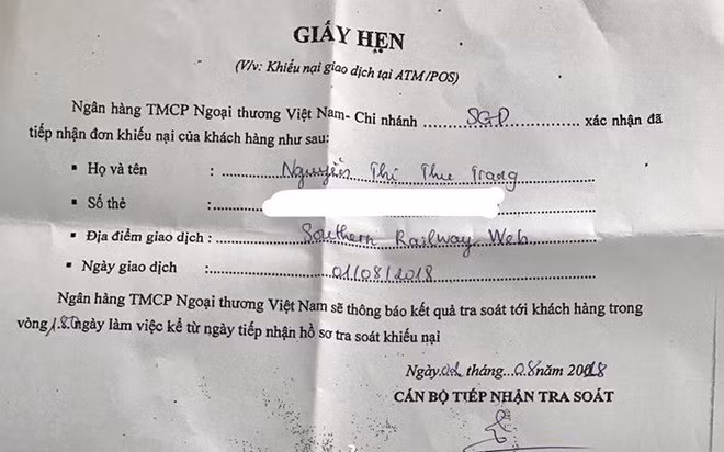 Tiền trong thẻ ‘bốc hơi’: Vietcombank sẽ cố gắng xử lý trong thời gian sớm nhất ảnh 1