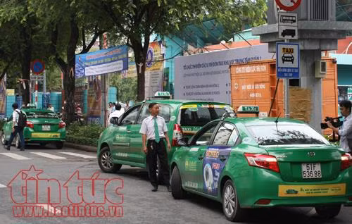 TP Hồ Chí Minh đưa vào thí điểm 5 điểm đón taxi khu trung tâm quận 1 ảnh 2