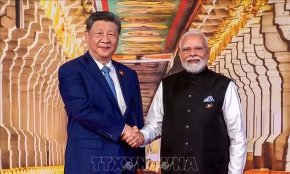 Chủ tịch Trung Quốc Tập Cận Bình (trái) và Thủ tướng Ấn Độ Narendra Modi tại cuộc gặp ở New Delhi ngày 12/9/2026. Ảnh: ANI/TTXVN phát