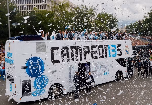 'Châu về Hợp Phố' Madrid ảnh 3