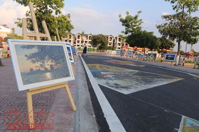 Phố đi bộ Trịnh Công Sơn (Hà Nội) 'đìu hiu' sau 3 tuần khai trương ảnh 2