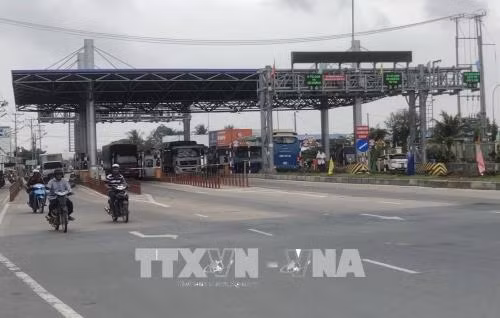 Bộ Giao thông Vận tải báo cáo Chính phủ việc chuyển từ phí sang giá BOT ảnh 1