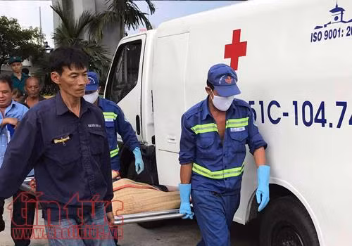 Tá hỏa phát hiện thi thể nam thanh niên dưới cầu Nguyễn Văn Cừ ảnh 1