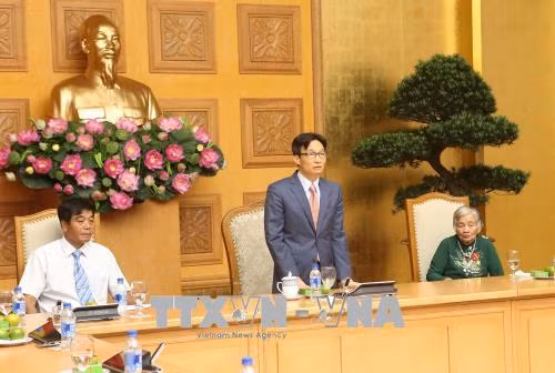 Phó Thủ tướng Vũ Đức Đam tiếp đoàn đại biểu người có công tỉnh Đắk Nông ảnh 1
