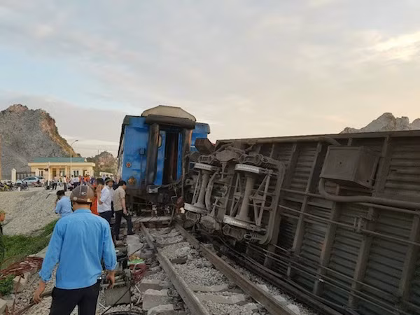 Tai nạn đường sắt liên tiếp: Tăng cường giám sát quy trình chạy tàu ảnh 1
