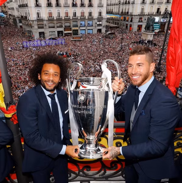 'Châu về Hợp Phố' Madrid ảnh 11