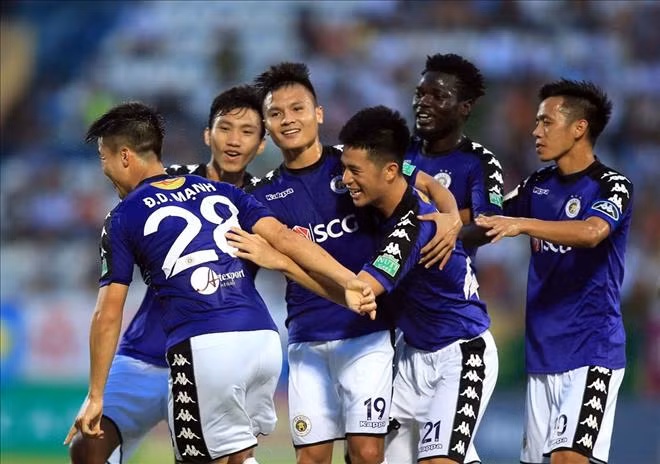 Hà Nội FC đánh bại FLC Thanh Hóa sau màn rượt đuổi tỷ số ‘điên rồ’ ảnh 1