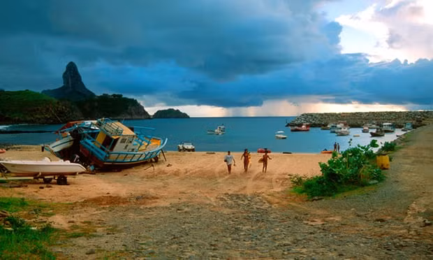 Hòn đảo sau 12 năm mới có em bé chào đời ảnh 1
