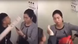 Vụ học sinh ném dép vào cô giáo: Chuyên gia nói gì?