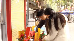 Đi chùa Hà cầu duyên ngày Valentine
