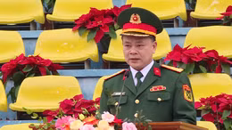 Hàng nghìn thanh niên Hà Nội lên đường nhập ngũ