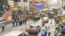 Cảnh sát Hong Kong ra tay giải tỏa đường phố Mong Kok