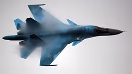 Xem Su-34 phá băng ở vùng lụt 