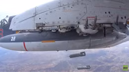 Xem Su-30 và Su-25 Nga dội bom IS