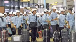 Cảnh giác với các mánh khóe lừa xuất khẩu lao động