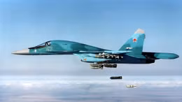 Mãn nhãn với màn diễn tập Su-34 tiêu diệt mục tiêu bằng tên lửa