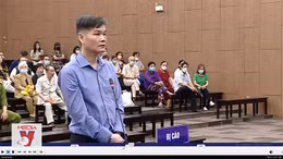 ‘Tiến sĩ dạy làm giàu’ bị phạt tù chung thân vì lừa đảo