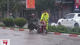 Mưa lớn gây ngập úng tại thành phố Thái Nguyên