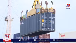 Bộ Tài chính đề xuất giảm 35 khoản phí, lệ phí