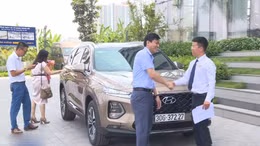 Giảm lệ phí trước bạ, người mua ô tô tăng