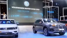 Sẽ xử lý nghiêm vụ xe Volkswagen cài ứng dụng bản đồ đường lưỡi bò