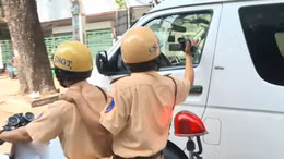 Từ 10/3, ghi hình phạt nguội ô tô dừng, đỗ sai ở trung tâm TP Hồ Chí Minh