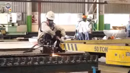 Phạt doanh nghiệp đến 100 triệu đồng nếu trả lương không đúng hạn