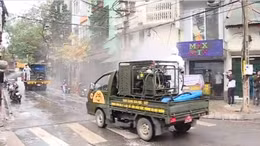 Hà Nôi khử trùng khu phố Trúc Bạch