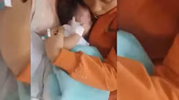 Triệu tập người cha đánh con 2 tháng tuổi gãy chân